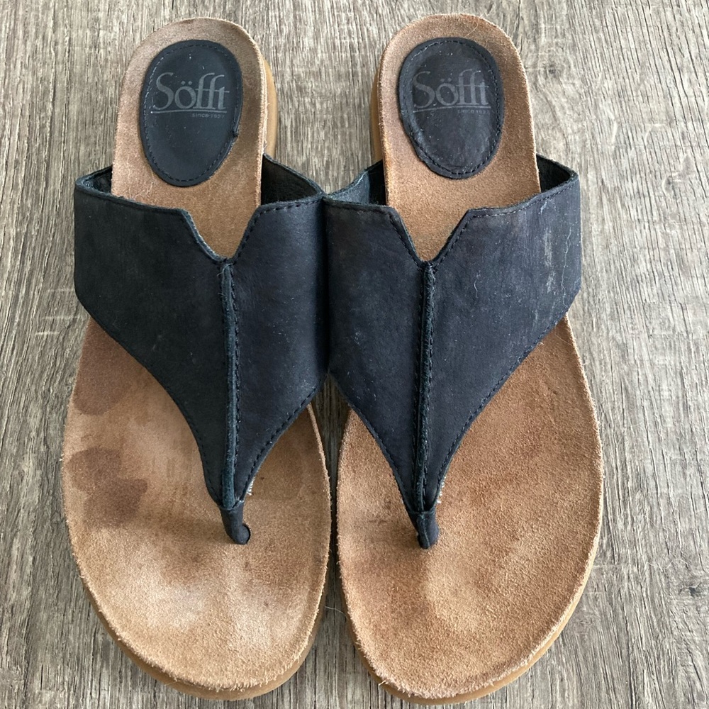 Sofft size 7.5 women’s sandals, lightly worn